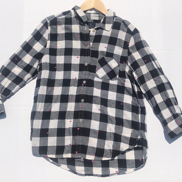 American Eagle Outfitters Tops - Last Chance🎉AE Flannel Boyfriend Shirt